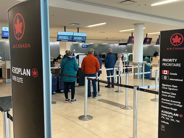 Violence in popular vacation destinations has Canadians reconsidering travel plans