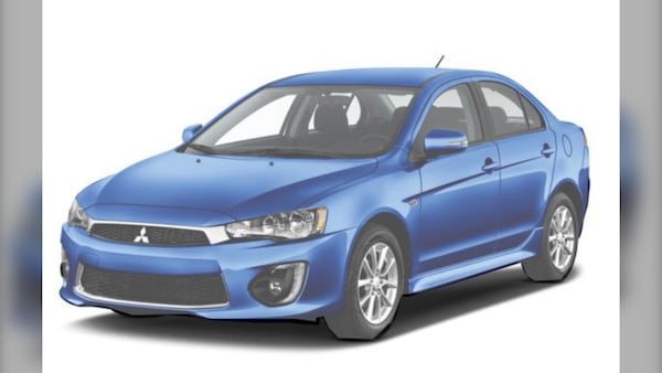 N.B. RCMP trying to identify car after 19-year-old struck and killed