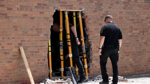Vehicle smashes through London, Ont. gym wall