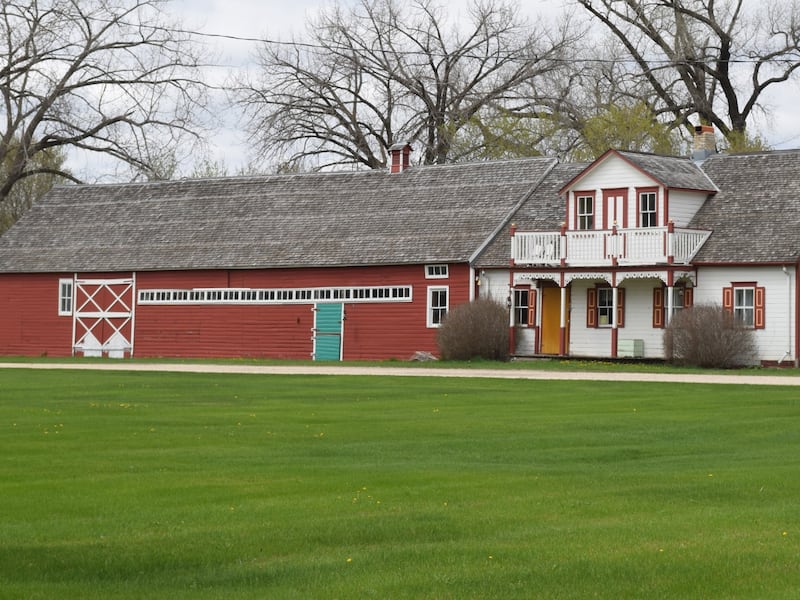 ‘Deep sadness’: The disappearing Mennonite housebarns of Manitoba