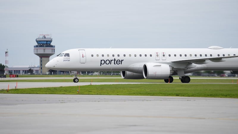 Child who prompted Porter Airline flight cancellation not at fault, passenger says