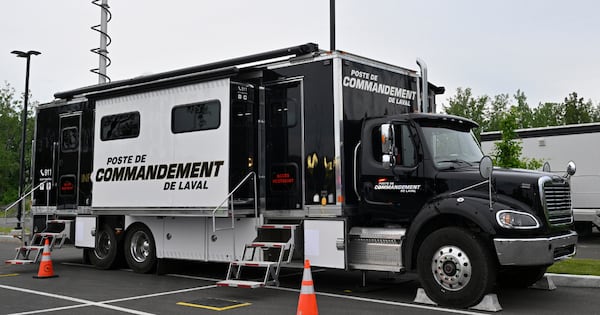 Laval police set up command post to gather info on the attempted murder of a business owner
