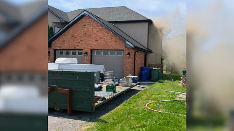 Several firefighters experience heat-related injuries during Amherstburg blaze