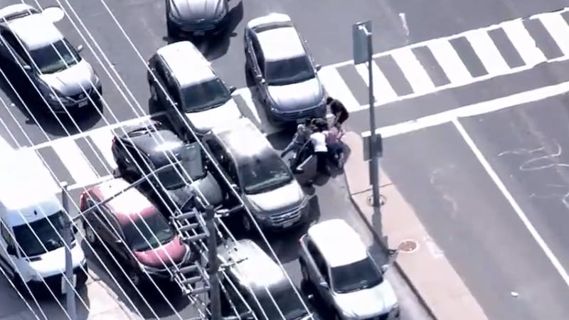 Video shows unmarked cruisers box in stolen vehicle in Aurora