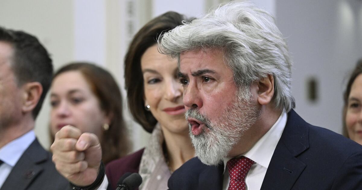 Quentin Louis The crisis that could unseat the Quebec Liberal leader