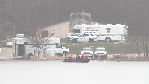 Man pulled from Heart Lake in Brampton after canoe capsizes