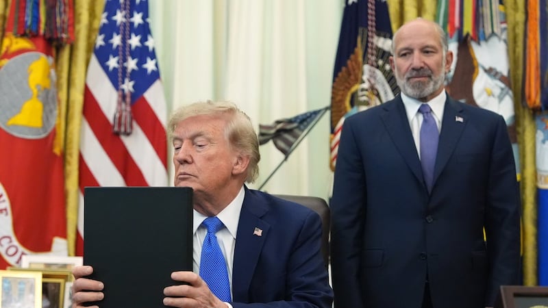 A judge blocks Trump's new bid to curb birthright citizenship, citing Supreme Court precedent