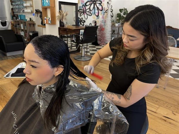 Montreal salon rethinking how to recycle beauty materials — even hair