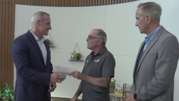 Soccer league kicks in $2,500 for London school nutrition program