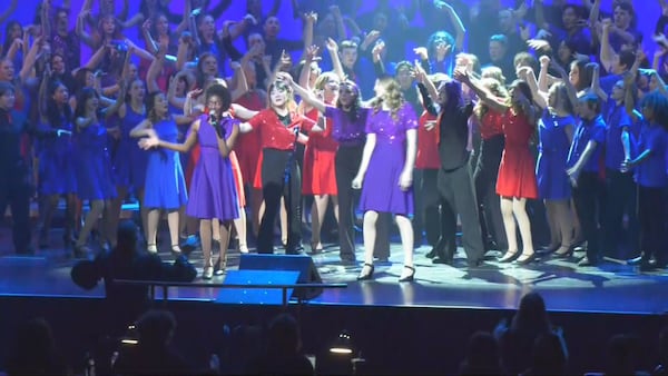 Youth Singers of Calgary celebrate 40th anniversary with Jubilee concert that includes 500 people singing onstage