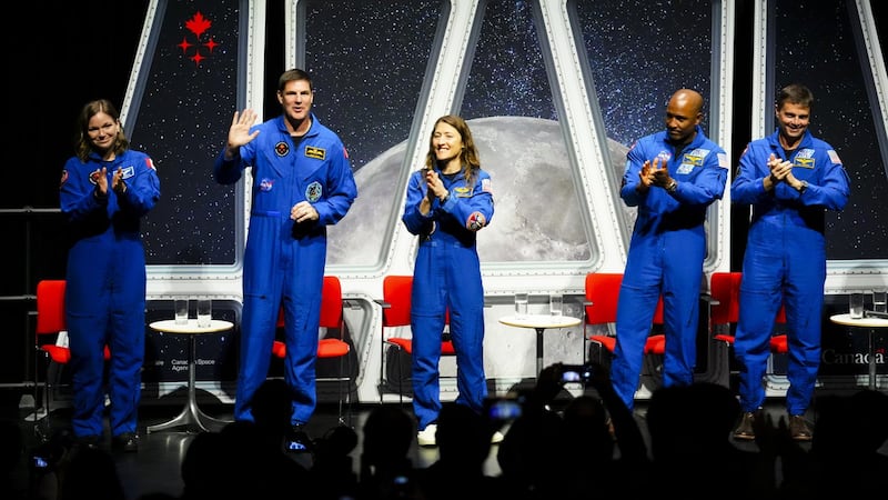 Artemis II crew gets hero's welcome at Canadian Space Agency headquarters in Quebec