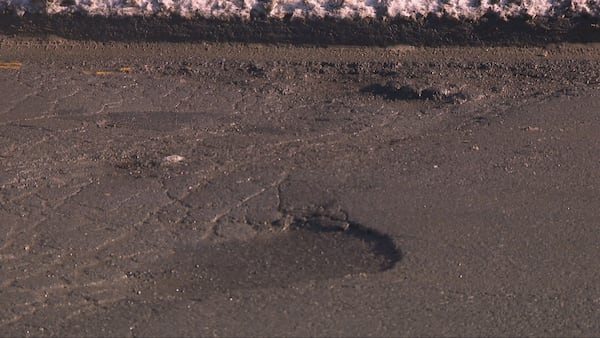 Potholes in Montreal are ‘catastrophic,’ says mayor