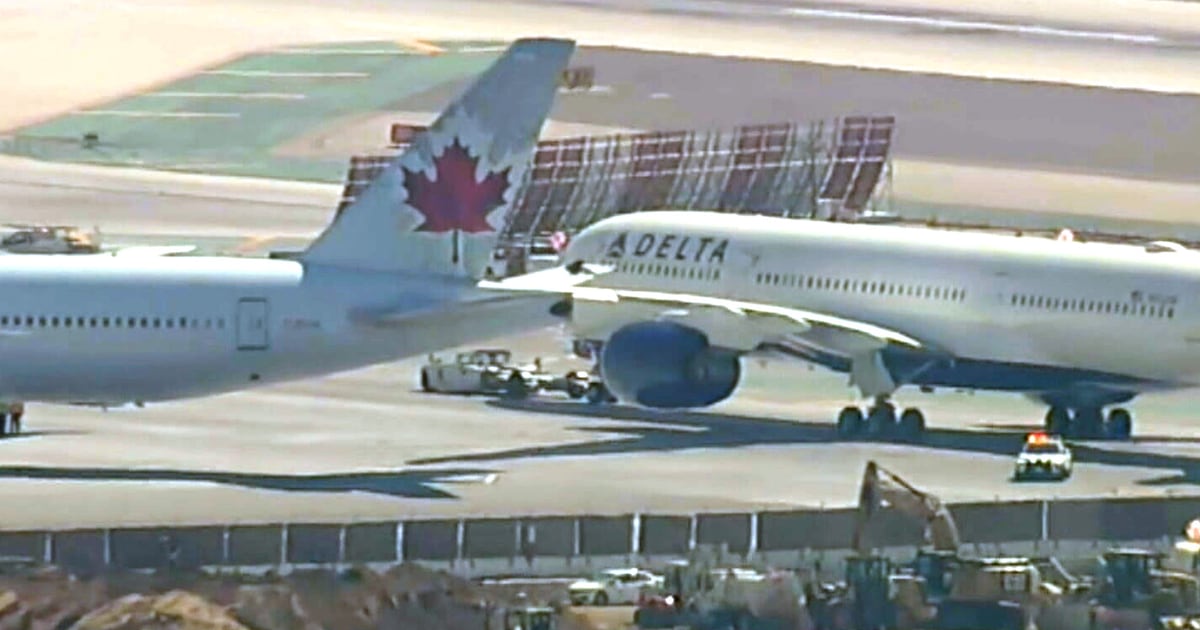 Air Canada-Maschine aus Toronto streift Delta-Jet am Flughafen LAX