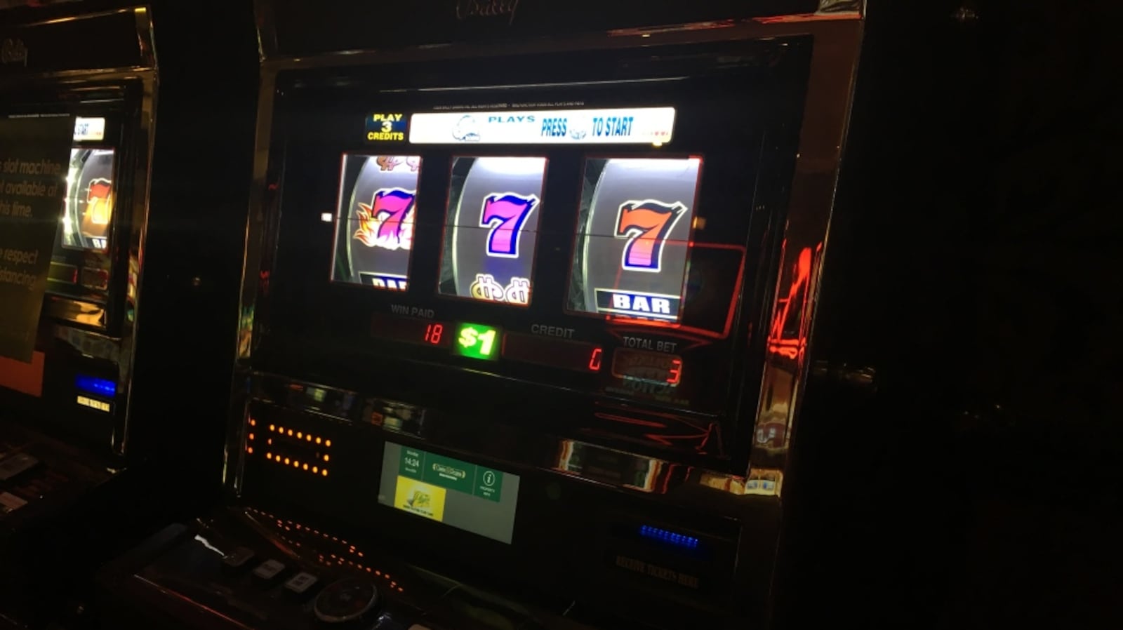 Fake Window Paper Saskatchewan warns of fake online casino ads