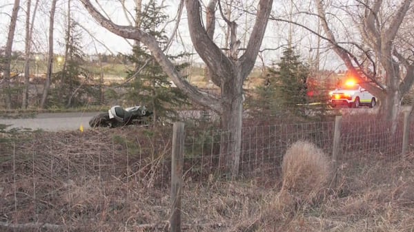 Motorcyclist in life-threatening condition after northwest Calgary crash