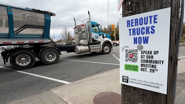 Manotick residents want trucks diverted from village