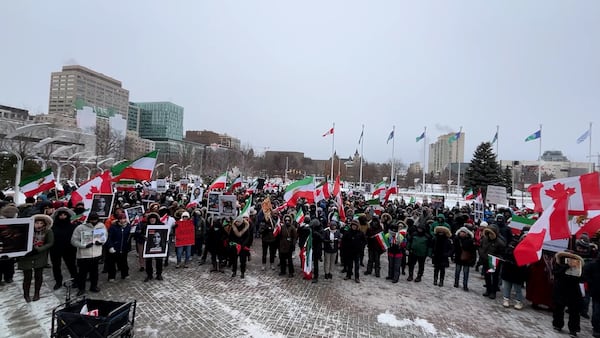 Demonstrators brave frigid Ottawa temperatures to support people of Iran