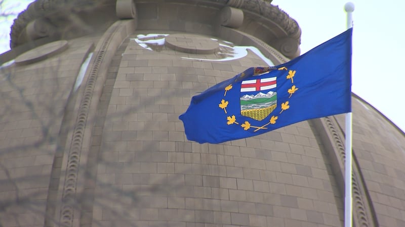Majority of Albertans want independent electoral boundary commission: poll