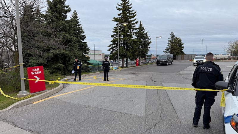 Police investigating after tow truck shot at in Brampton parking lot