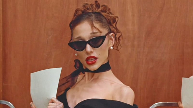 Ariana Grande withdraws from London musical and will take a break from the public eye
