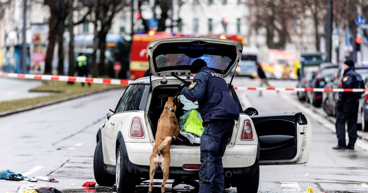 Deutsches Gericht verurteilt Verdächtigen des tödlichen Autoanschlags in ...