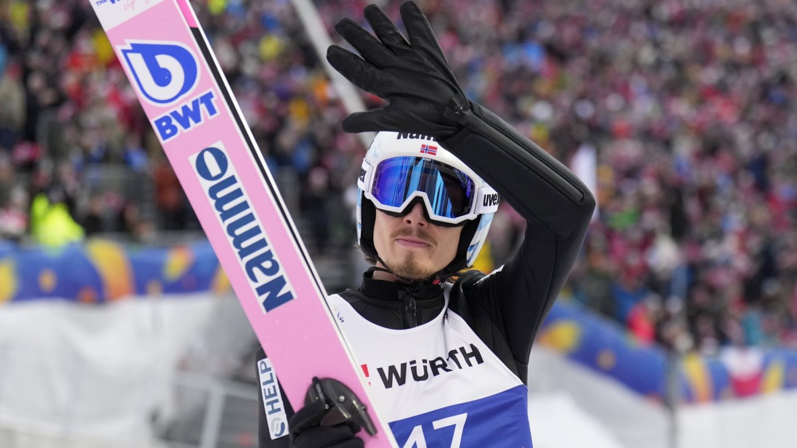 A closer look at Ski Jumper Norway Flat