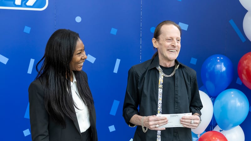 Montreal cat dad wins $5 million Lotto 6/49 jackpot, plans to buy first home