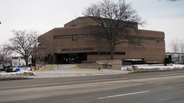 Questions of ‘strong mayor’ veto powers remain after province attempts to clarify police budgets