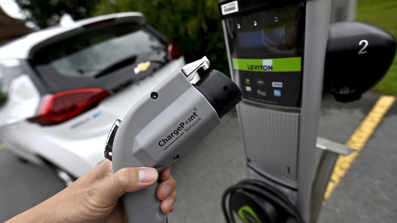 Travellers looking for EVs to save on gas won't find them at car rental companies