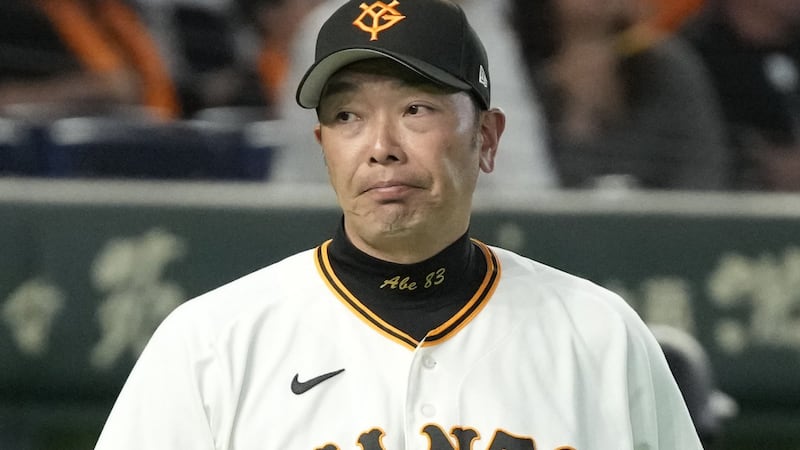 Yomiuri Giants baseball manager Abe resigns after arrest over allegedly assaulting his daughter