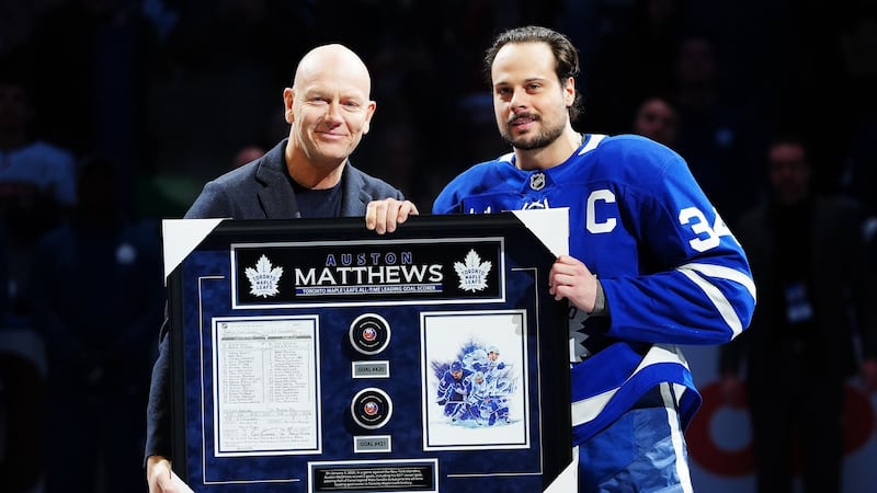 Maple Leafs introduce Sundin, Chayka as Toronto's new management team