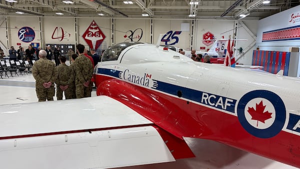 Snowbirds to be grounded after 2026 season as aging jets retired