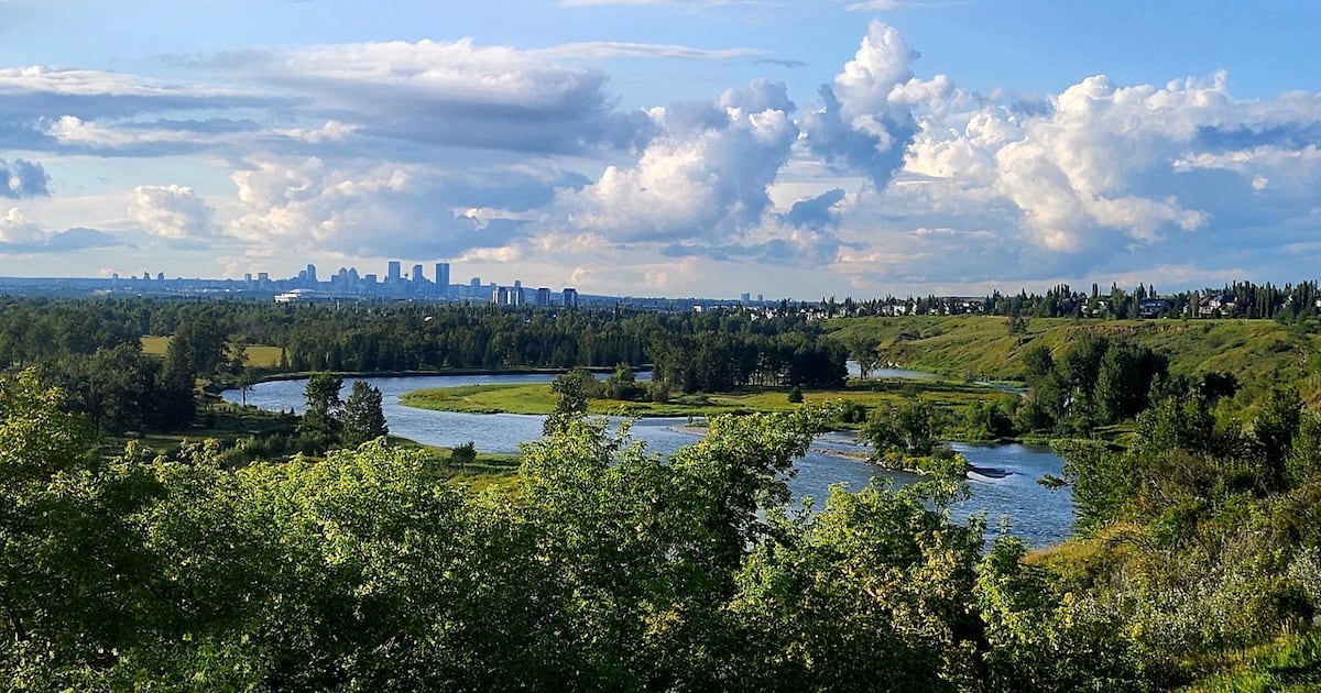 Calgary weather: Warm and sunny heading into the weekend