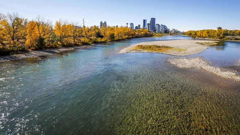 Calgary city council votes to cut back on water use, fix leaky pipes