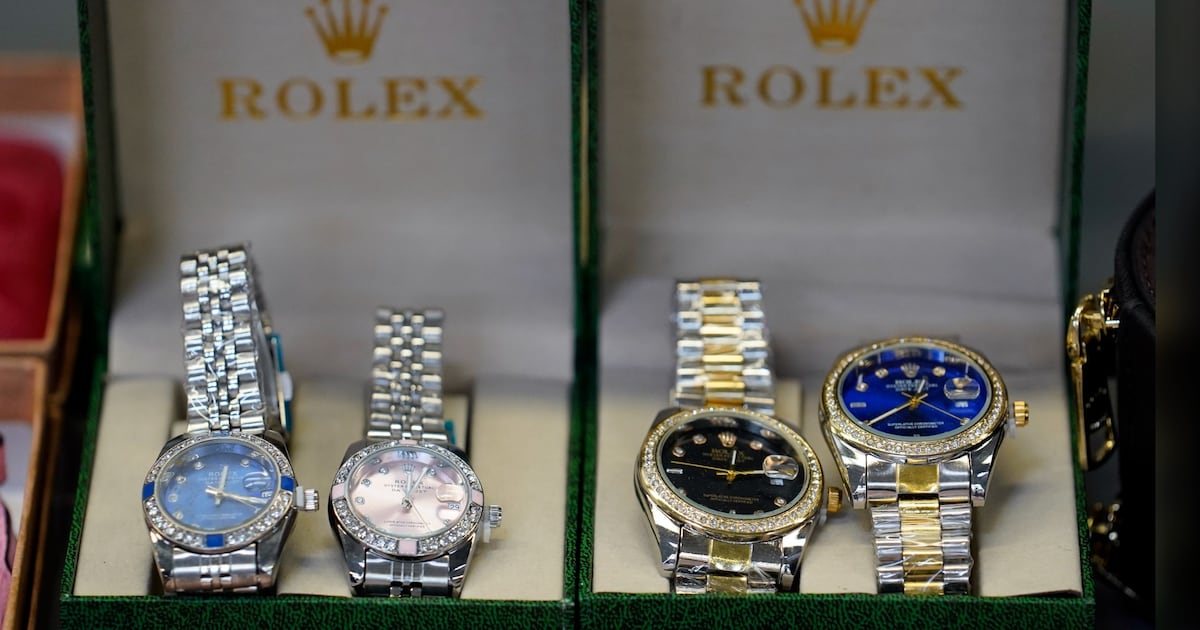 Rolex Files Lawsuit Against Quebec Jewelry Store and Influencer