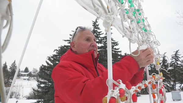 Head of Calgary Christmas light display retires