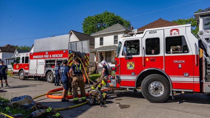 11 people forced from homes after fire spreads to 3 Windsor houses
