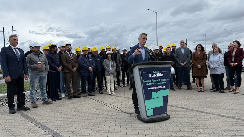 Sutcliffe promises more events and direct flights, free trade between Ottawa-Gatineau if re-elected