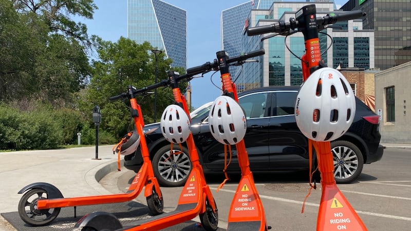 Regina police urge safety in use of e-bikes, e-scooters