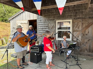 Acadians gathered at the L’Acadie de Chezzetcook Historic Site Saturday to celebrate National Acadian Day. (Mike Lamb/CTV News)