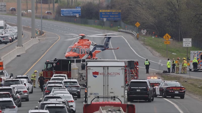 Motorcyclist in his 20s critically injured in Hwy. 401 crash
