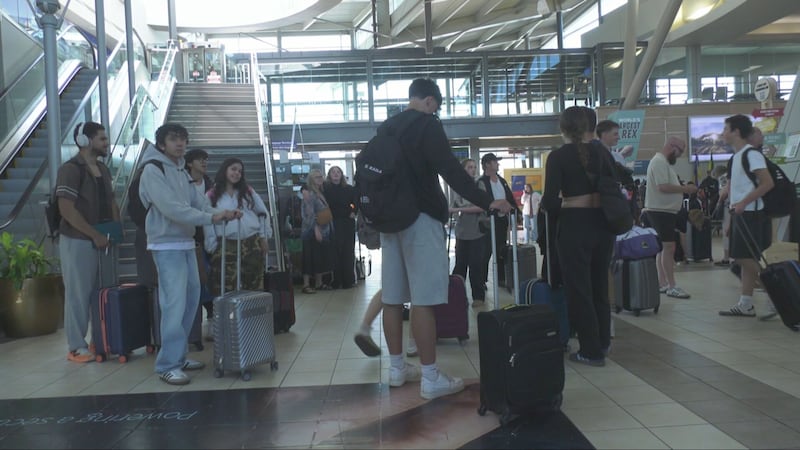 ‘It’s a bit scary’: Sask. passengers face uncertainty ahead of WestJet strike deadline