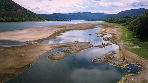 Hungary uses water from fish farming to revive drought-hit land