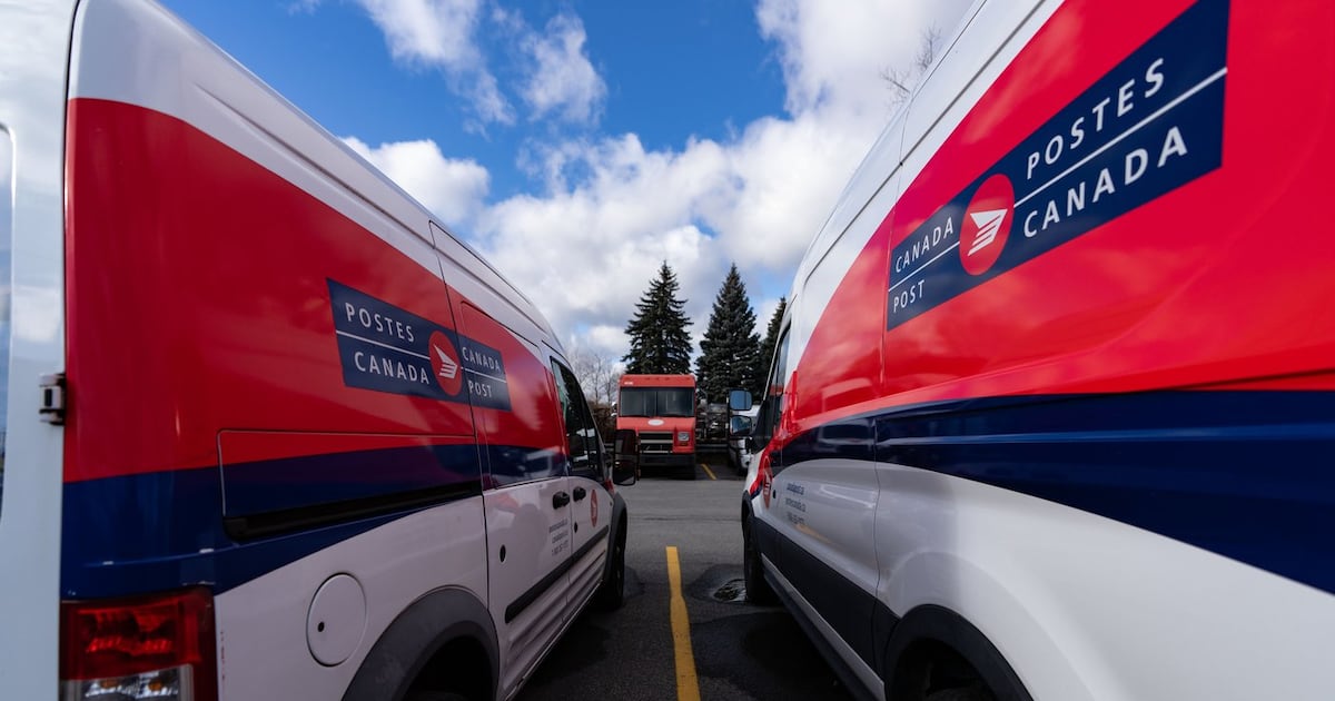 Cupw Canada Post negotiations: CUPW tells employees to vote no