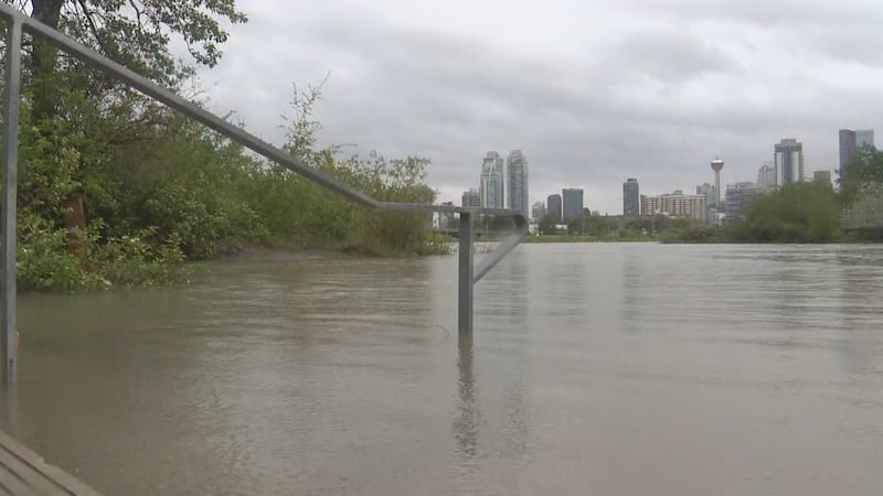 More rain for Calgary as rivers remain high