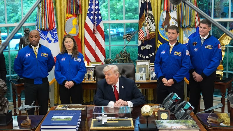 Canadian astronaut Jeremy Hansen and Artemis II crew set to meet Trump
