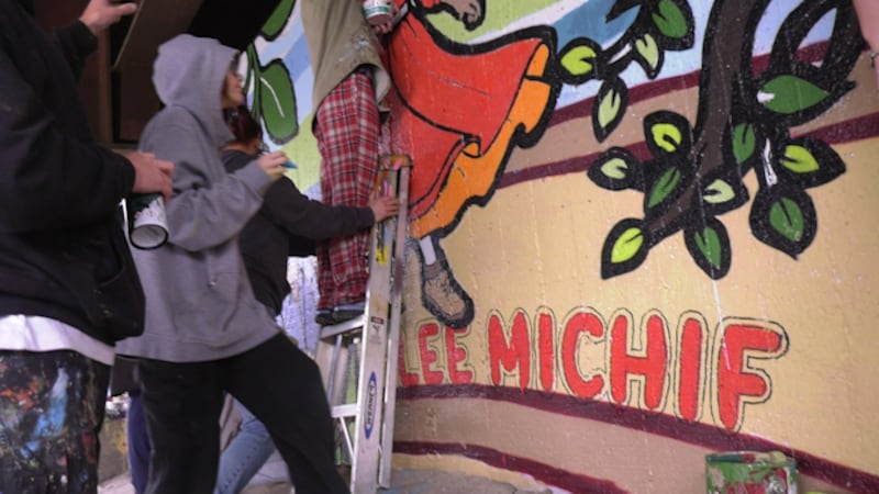 Saskatoon mural project gives students hands-on lessons in Michif language