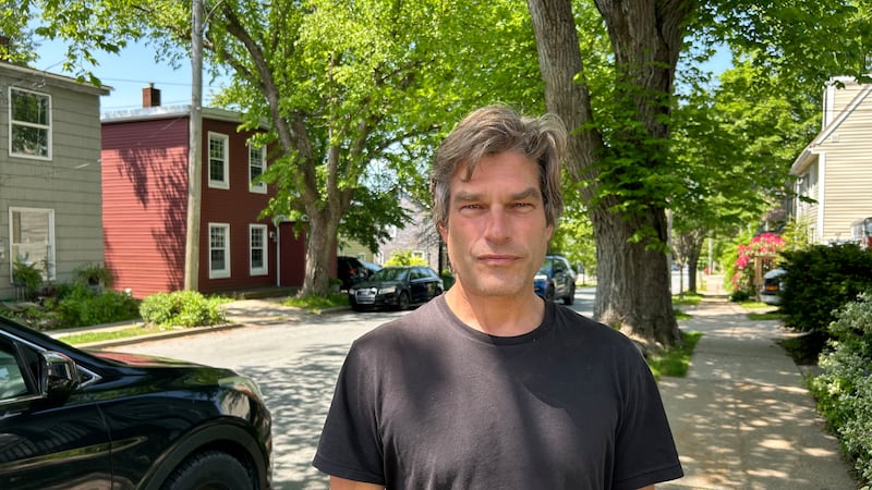 Dartmouth residents concerned about open drug use, paraphernalia, and theft