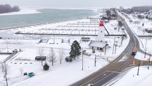 Cold warning in effect this weekend, heavy snowfall expected Sunday