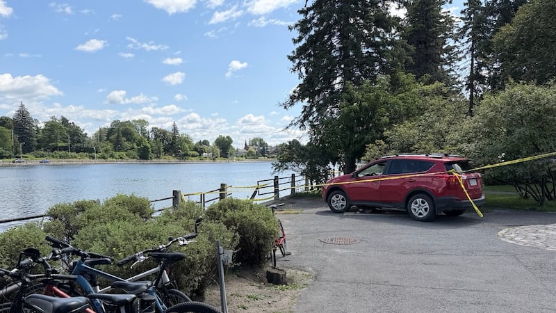 Driver strikes cyclist, crashes into barrier along Rideau Canal pathway